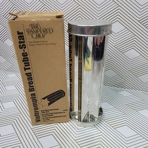 Pampered Chef Valtrompia Star Shaped Bread Tube Cookie Mold. Condition is used.